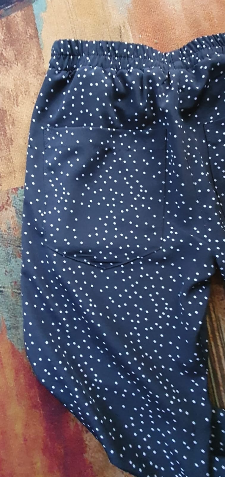 Jilly jogger- Polka dot rayon/ white onto black
