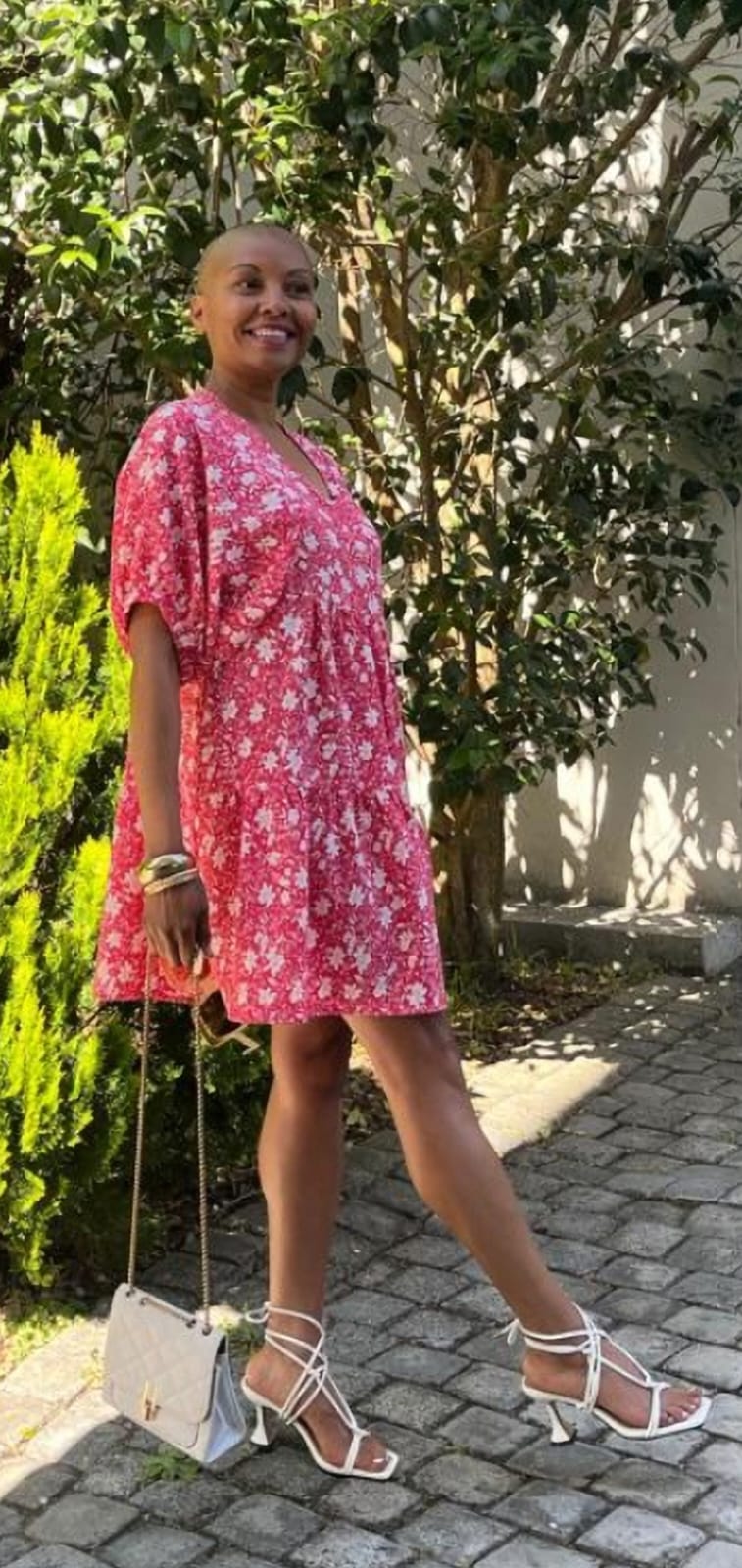 Daphne two tier- Floral airflow